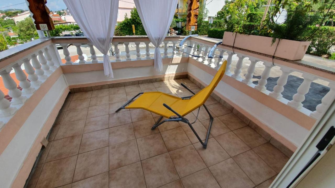 Apartments Balen Barbat na Rabu Exterior photo